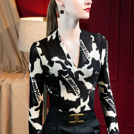 Women Spring Fashion Black White Sweater Blouse